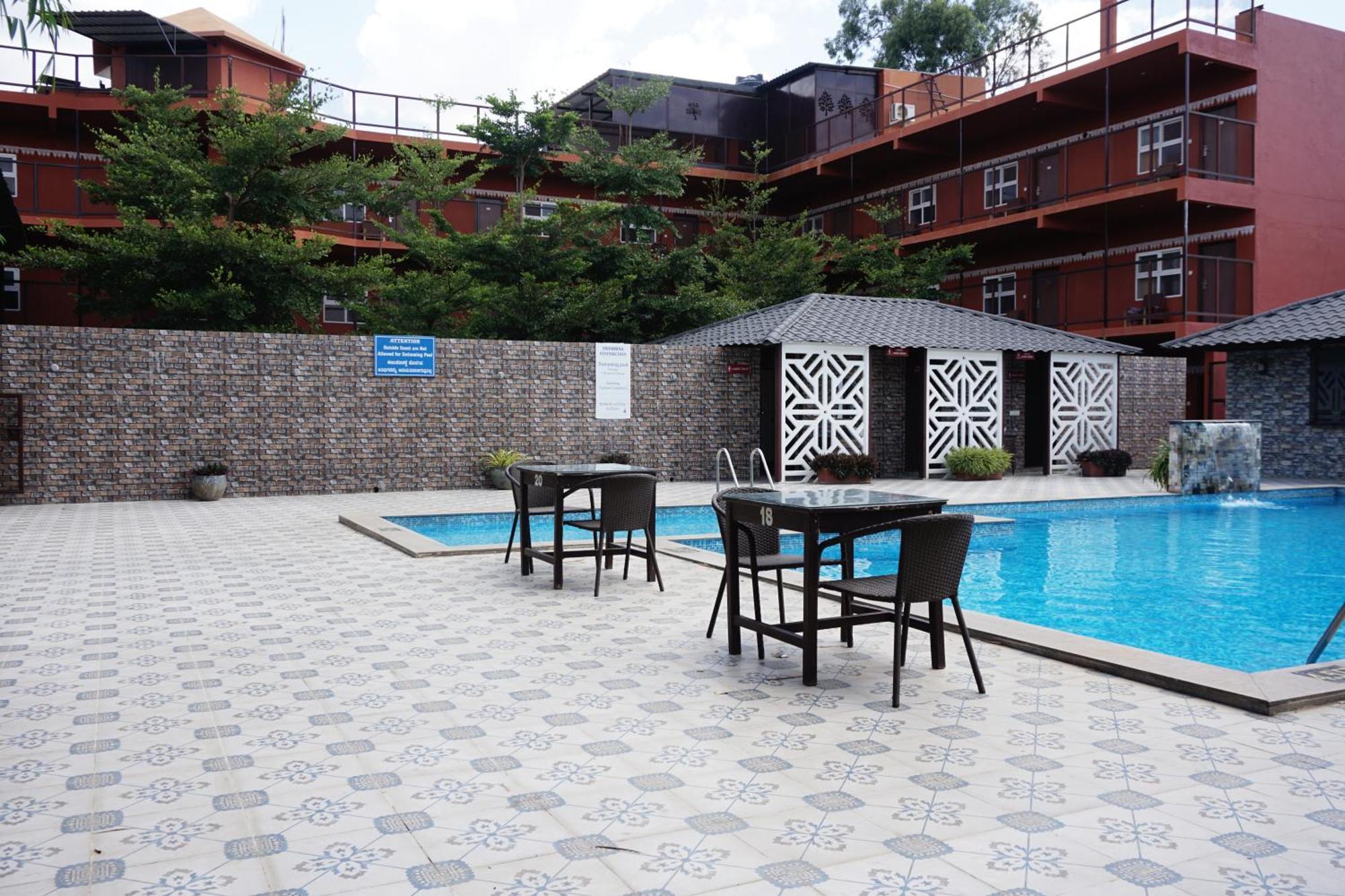 Vistar Resort & Hotels Kammasandra Exterior foto
