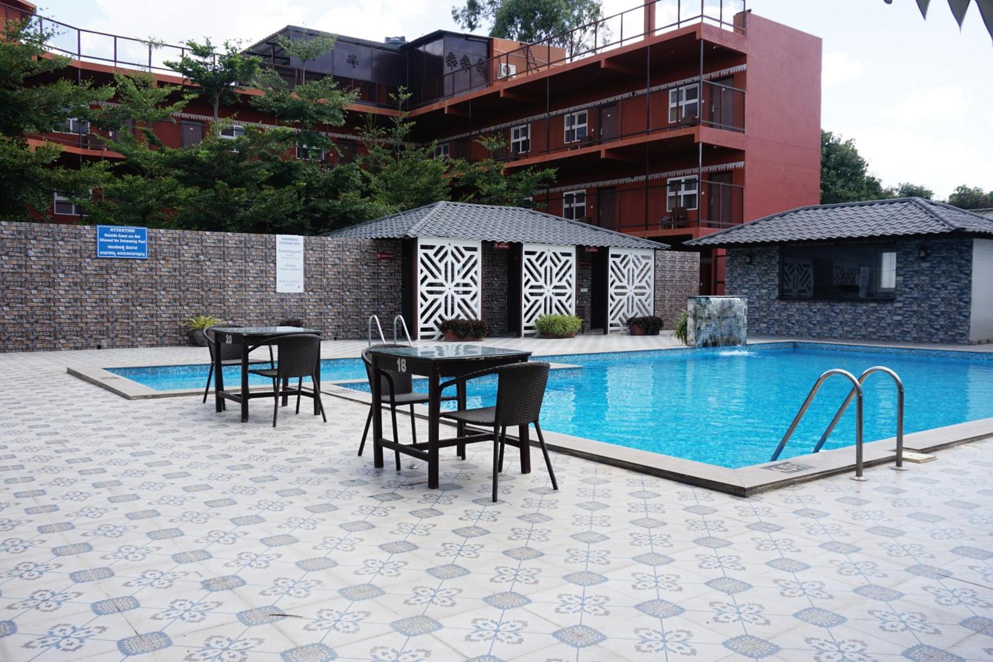 Vistar Resort & Hotels Kammasandra Exterior foto
